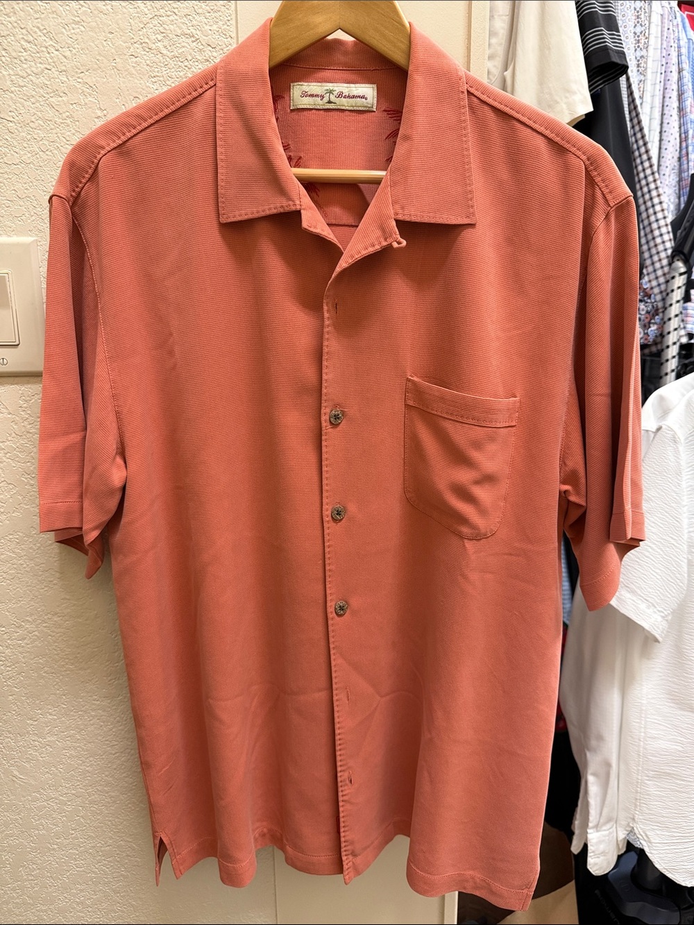 Tommy Bahama Men’s Short Sleeve Button-Down Shirt - Coral